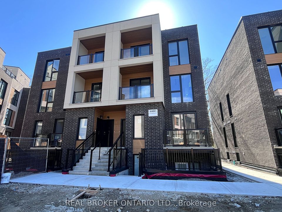 1st image of 170 Clonmore Dr #11