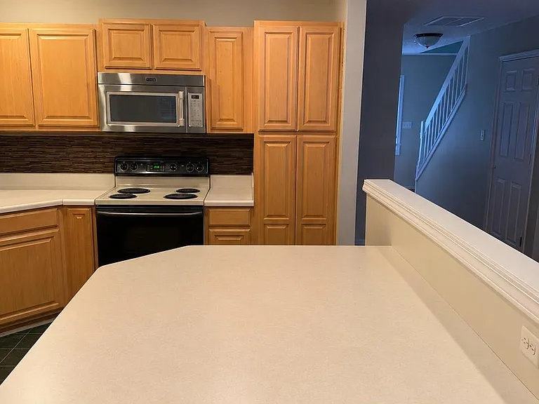 882 Pelican Bay Dr — Photo 5