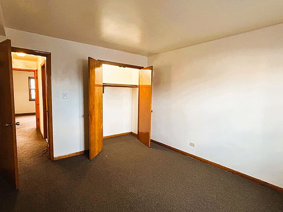 2nd image of 1716 W 87th St #1W