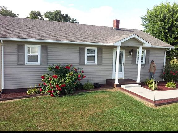 2nd image of 47 Amber Dr