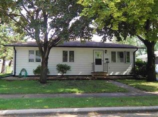 2320 Minerva St, Oshkosh, WI 54901
