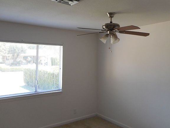 2nd image of 2543 Madrone Ave