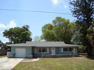 2271 41st Ter SW, Naples, FL 34116