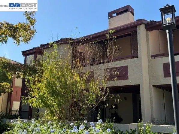 1391 Monument Blvd APT 18, Concord, CA 94520