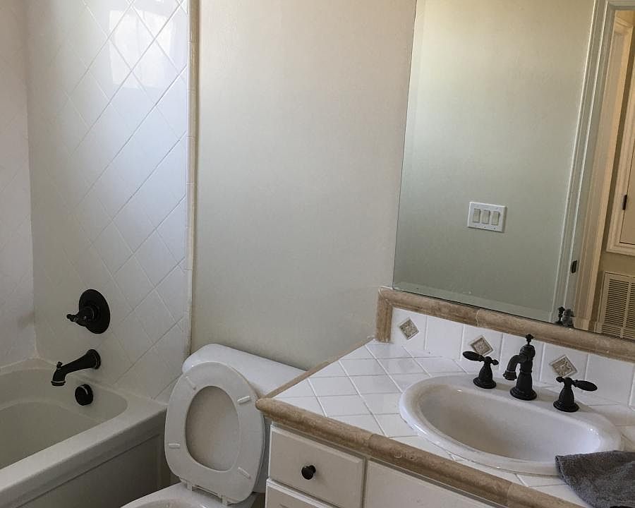 Third floor bath room