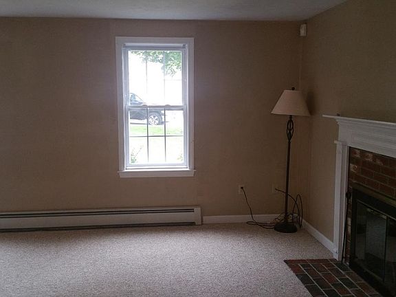4th image of 6 Heronwood Dr