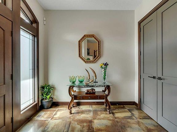 3rd image of 206 W Grove Rise SW