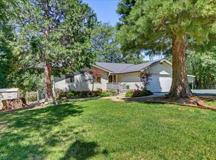 14370 Rollins Park Dr, Grass Valley, CA 95945