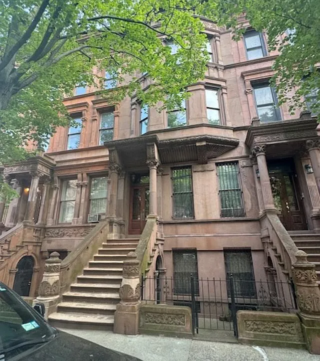 18 W 121st St #2