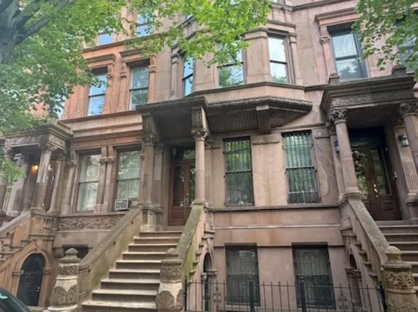 18 West 121st Street image 1 of 12