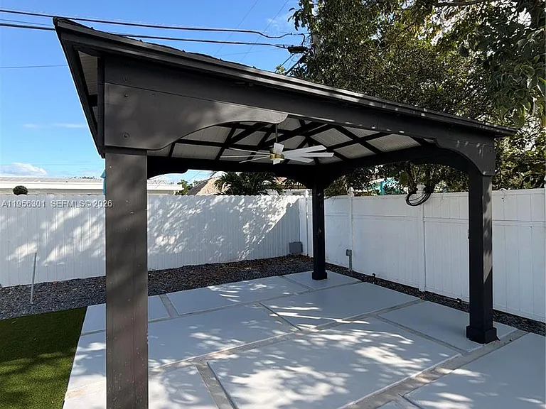 2340 SW 42nd Way — Photo 33
