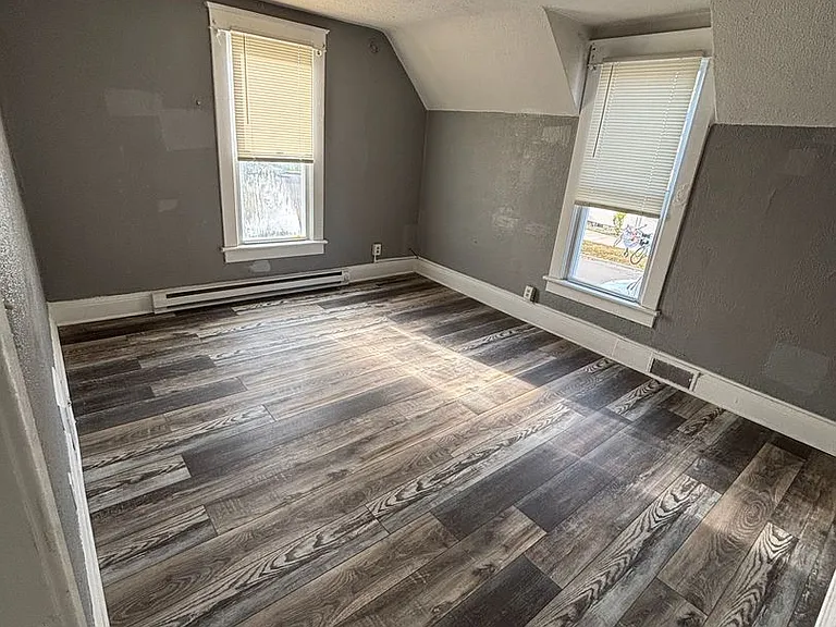 313 Gross St — Photo 2