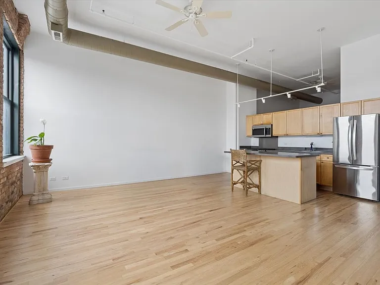 3151 N Lincoln Ave #304 — Photo 9