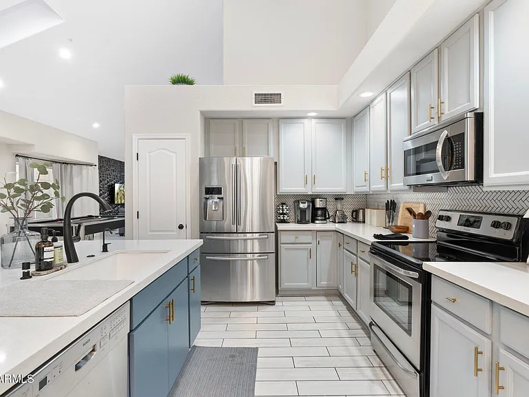 9341 E Pershing Ave — Photo 10
