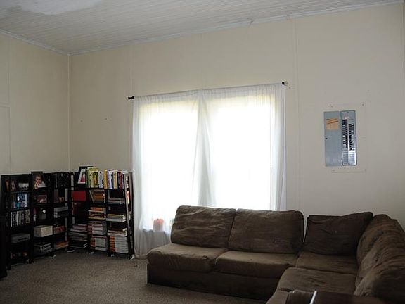 5th image of 3501 E Warm Springs Ave