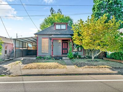 637 17th St NE, Salem, OR, 97301