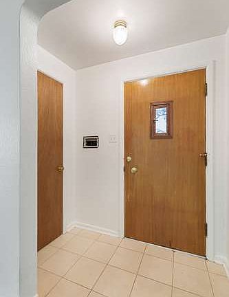 3rd image of 2610 S Marion St