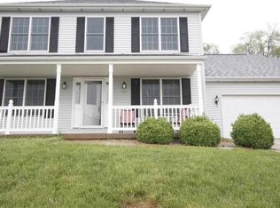 727 W Spring Hollow Ln, Peoria, IL 61605