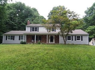 40 Bilberry Rd, Bridgewater, CT 06752