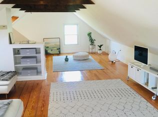 131 10th St #2, Providence, RI 02906