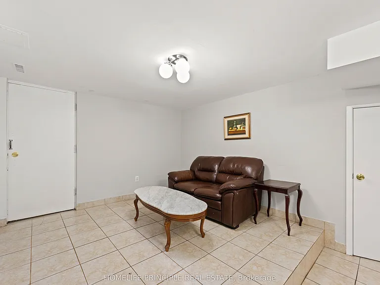 69 Wintergreen Rd #BASEMENT — Photo 11