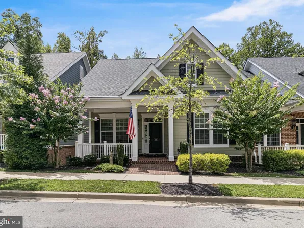38 Derby Dr, La Plata, MD 20646
