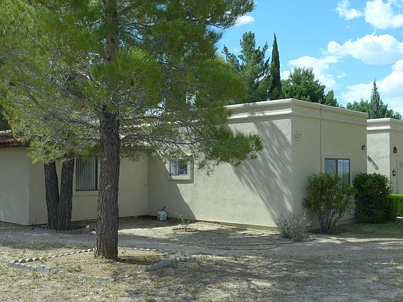 2nd image of 38 Black Oak Dr