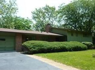2748 N Maple Rd, Ann Arbor, MI 48103