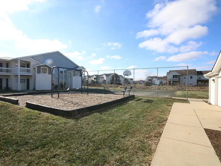 393 N County Road 300 E — Photo 12
