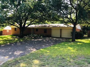 8812 Panther Dr, Woodway, TX 76712
