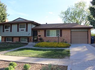 1938 Warwick Ln, Colorado Springs, CO 80909