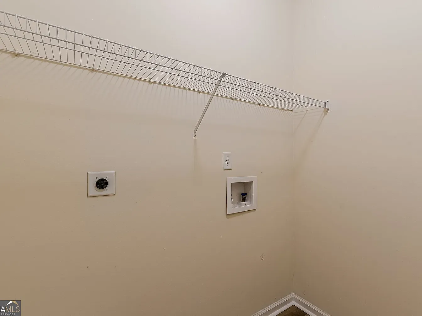 3 bed, 1566 sqft, $1,850 — Photo 1
