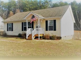 104 Stoney Ct, Martinsville, VA 24112