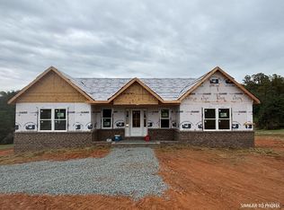 1 Stratford Rd, Concord, VA 24538