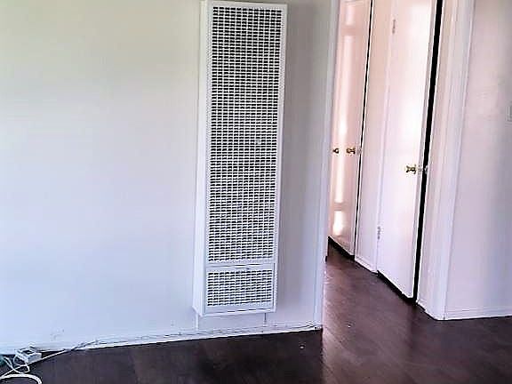 4th image of 4633 August St APT 02