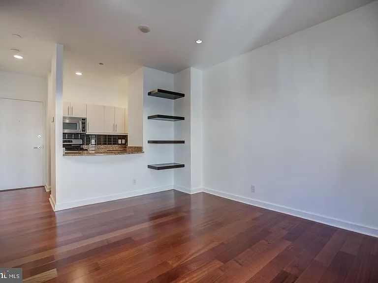 219 S 18th St #29-1602 — Photo 5