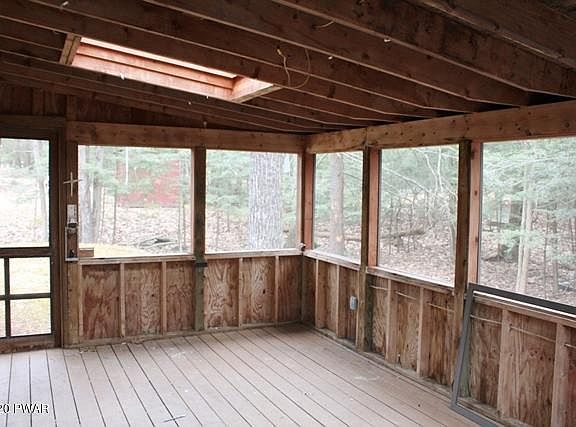 5th image of 124 Highland Dr