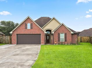 412 Clay Ridge Dr, Youngsville, LA 70592