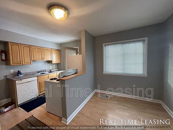 2nd image of 700 1st Ave S