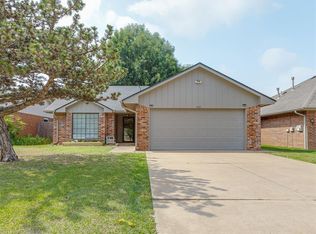 508 W 9th St, Edmond, OK 73003
