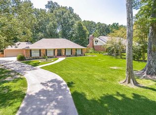 1150 Magnolia Wood Ave, Baton Rouge, LA 70808
