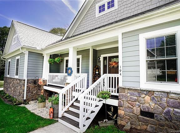 2nd image of 194 Barnrock Dr