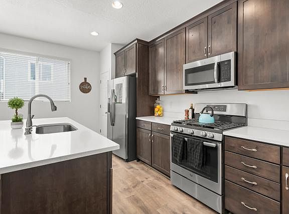4th image of 3427 W Sawa Ct