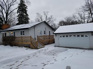 335 Oldfield Rd, Downers Grove, IL 60516