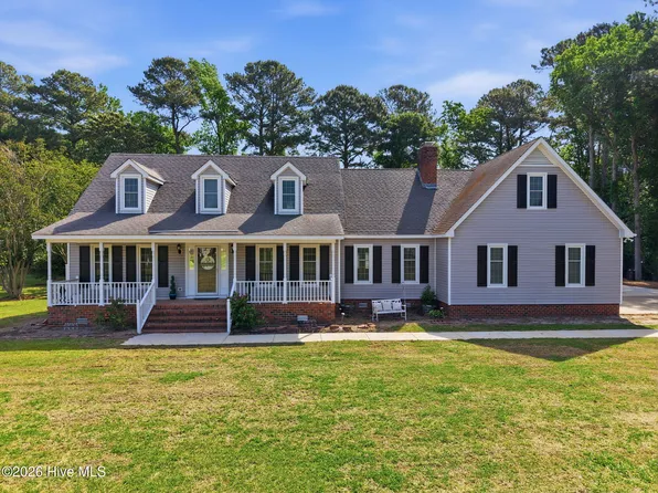 3163 Fox Run Circle, Kinston, NC 28504