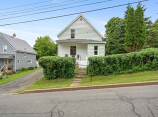 21 Hampson St, Trenton, NS B0K 1X1