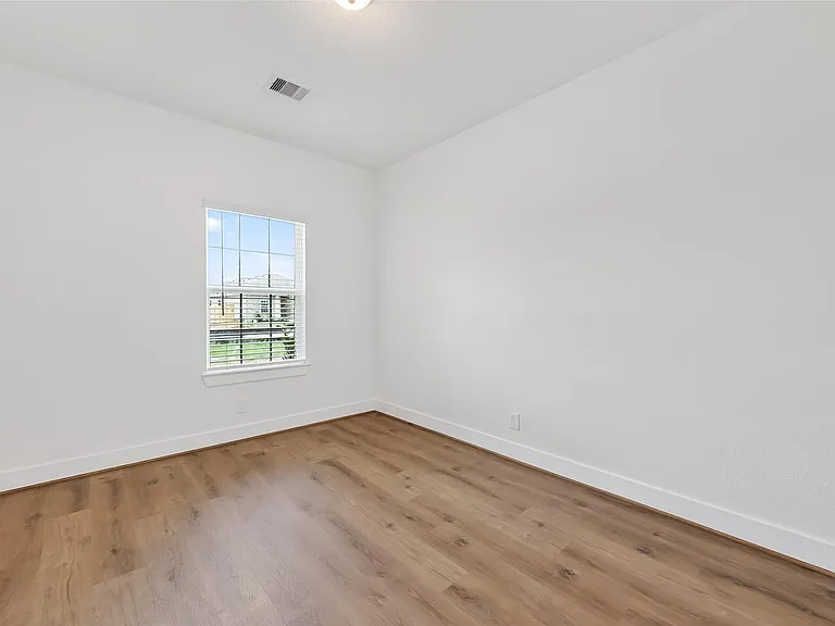 4506 Blue Moutain Laurel — Photo 5