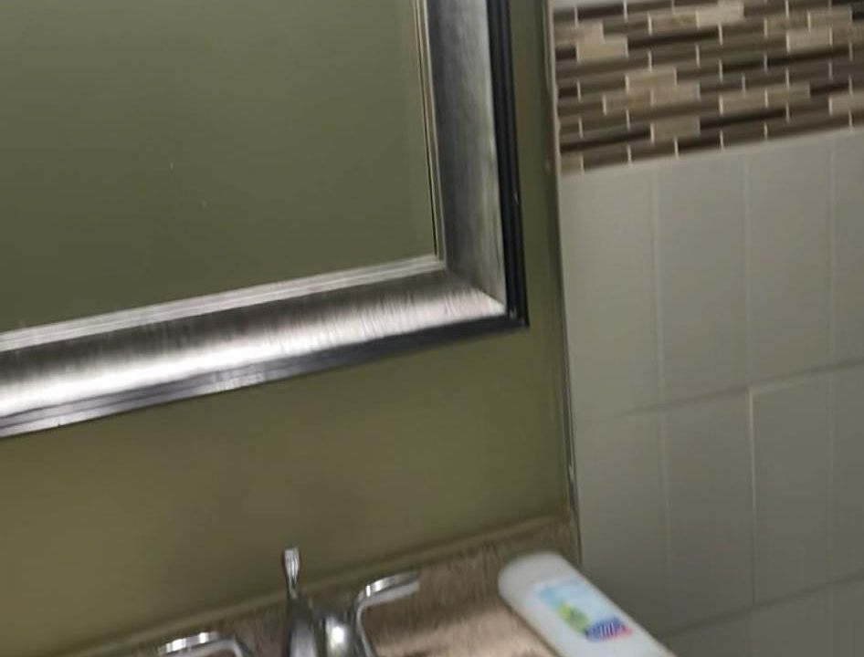 1st image of 834 N Madison Ave #3