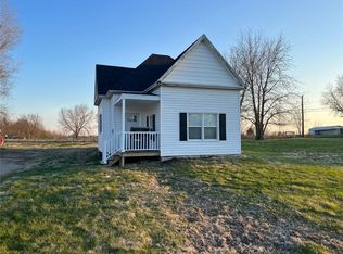409 W Hampshire St, King City, MO 64463