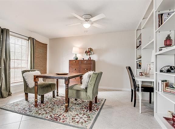 4th image of 602 Mount Vernon Pl